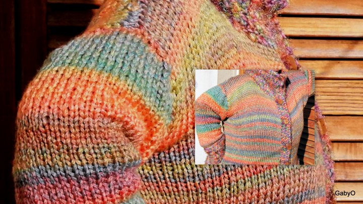 Saco en hilado multicolor con cuello alto